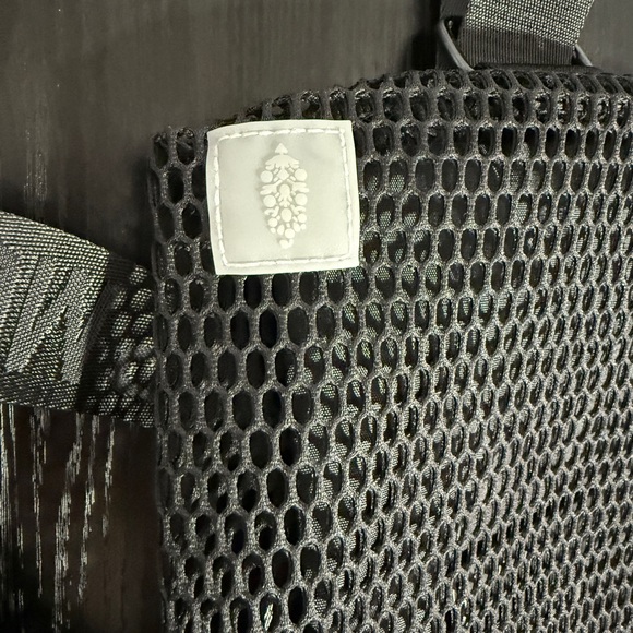 Free People FP Movement Mini Mesh Sling Bag Black NEW Double Bag - Picture 5 of 14